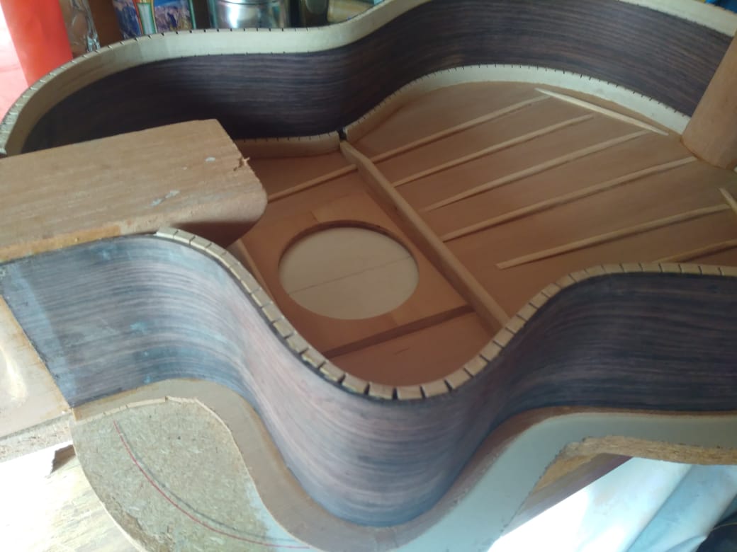 Gustavo Folco Luthier